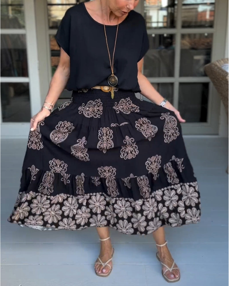 Myla | Skirt with Floral Inserts and Pleats