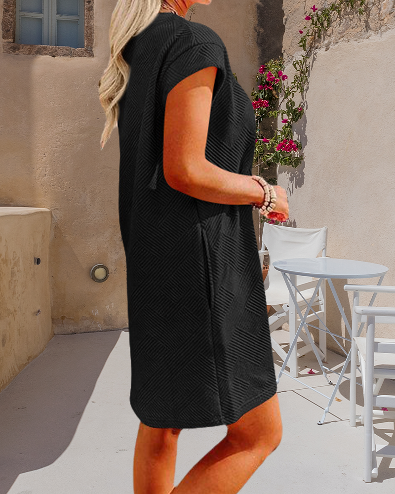 Myla | Short Sleeve Dress with Round Neck and Pocket