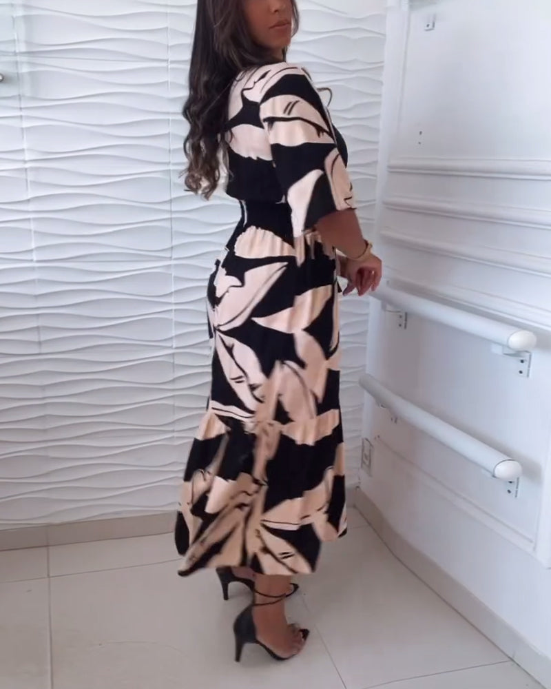 Myla | Elegant Dress with V-Neck and Three-Quarter Sleeves with Drawstring