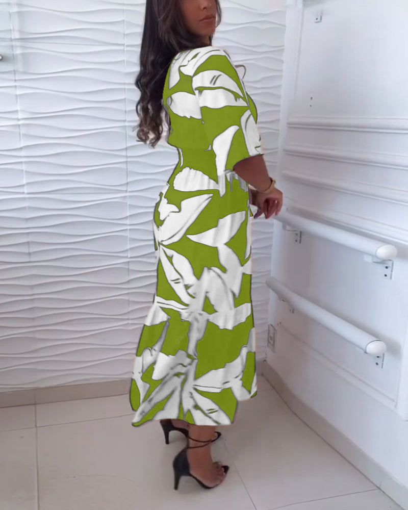 Myla | Elegant Dress with V-Neck and Three-Quarter Sleeves with Drawstring