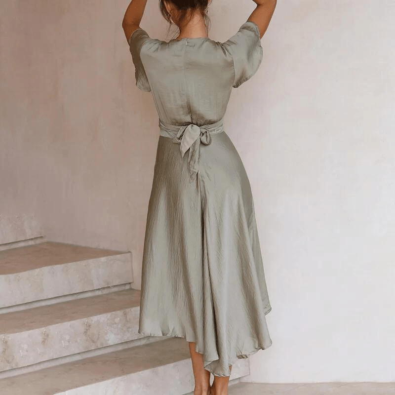 Myla | Dress with Bow and Timeless Charm for Women