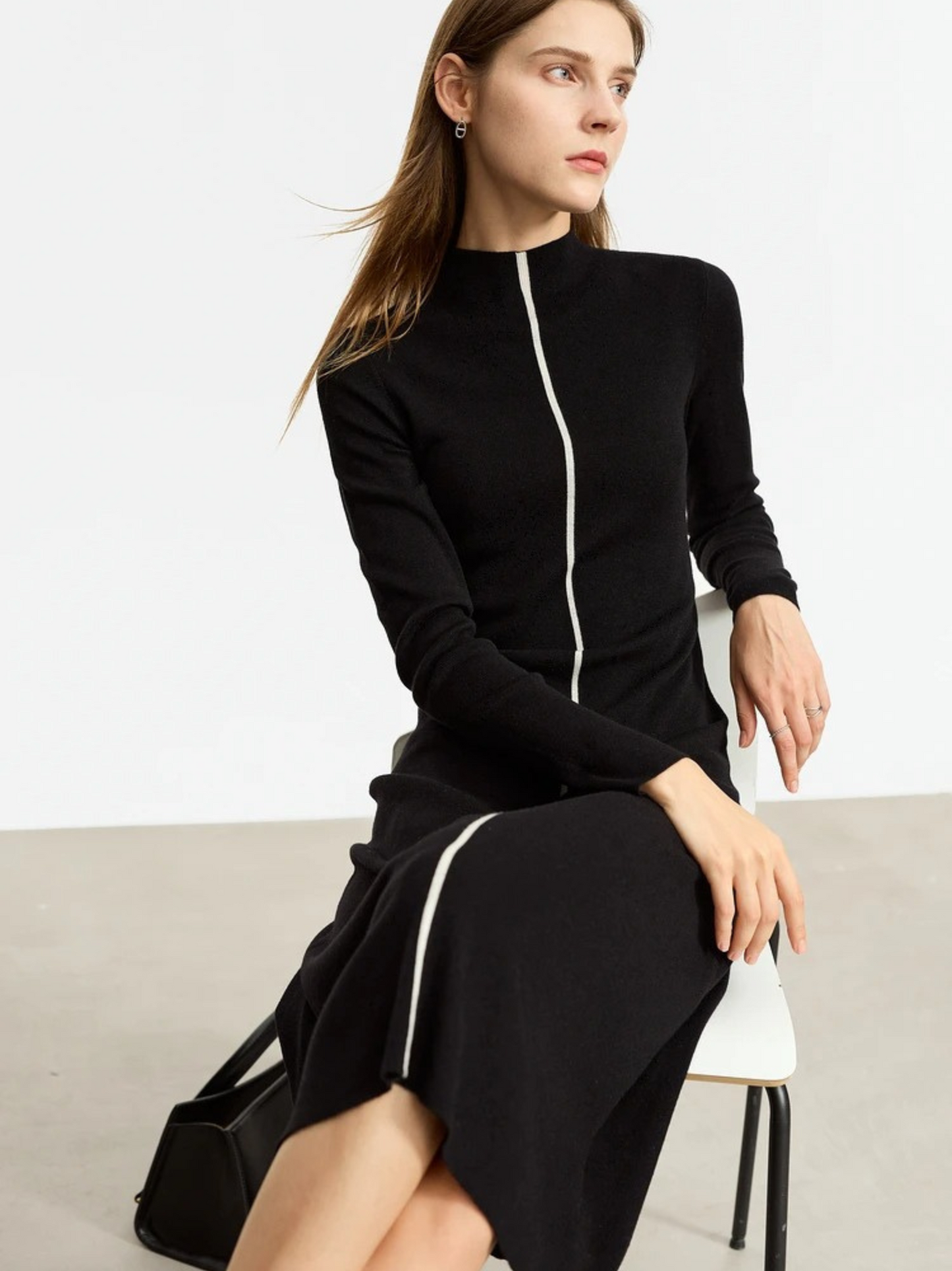 French Slim-Fit Knitted Dress with Half High Collar